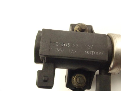 ZAWÓR PODCIŚNIENIA BMW E39 2.5 72190323