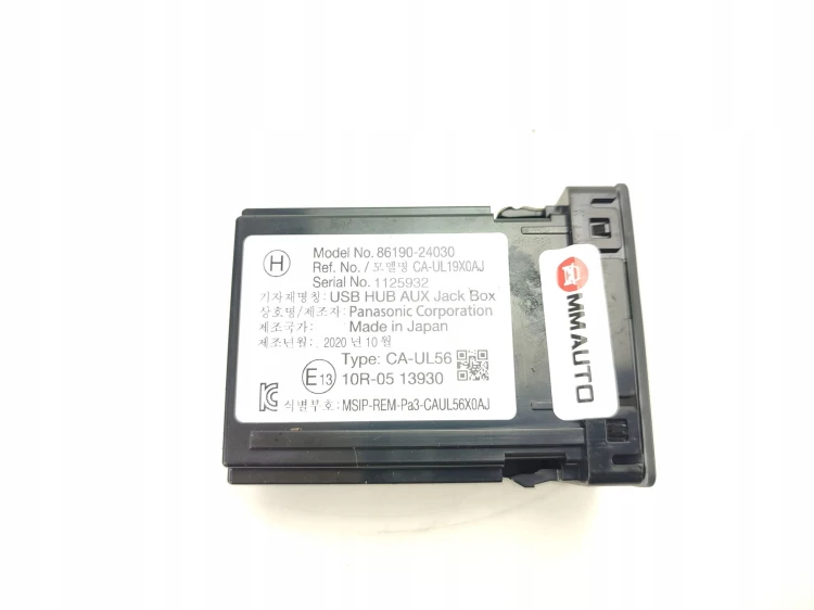 GNIAZDO USB LEXUS UX 250h (2018-2022) 2.0 HYBRID 184KM 86190-24030