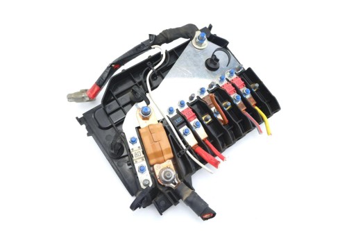 KLEMA AKUMULATORA PLUSOWA FORD FOCUS MK3 LIFT (2014-2018) 1.6 Ti-VCT 105 KM