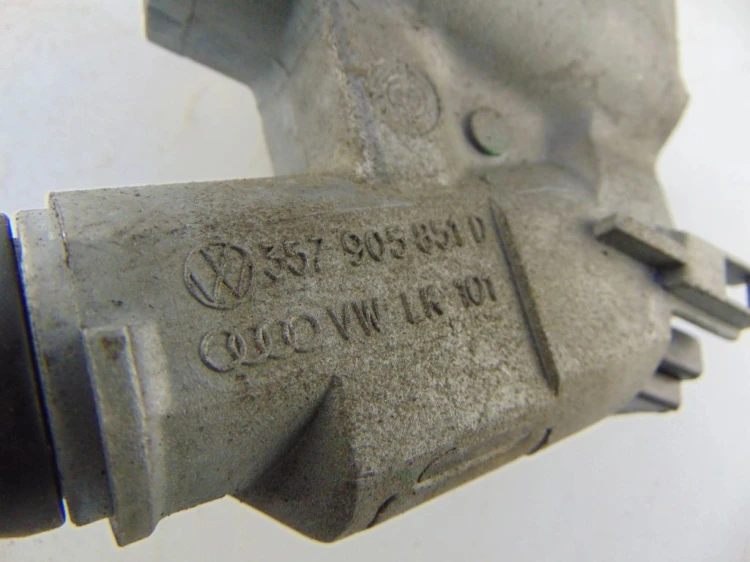 STACYJKA VOLKSWAGEN POLO III 6N 1.0 BEN 357905851D