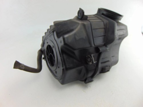 OBUDOWA FILTRA POWIETRZA AUDI A8 D3(2002-2009) 3.0 V6 TDI 233KM 059133823D