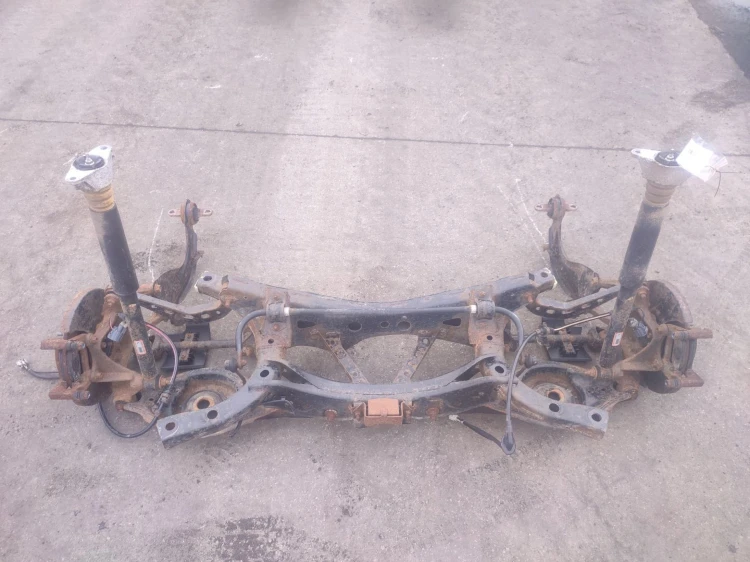 BELKA ZAWIESZENIA TYŁ MAZDA 3 III BM/BN LIFT (2016-2018) 2.2 D 150KM