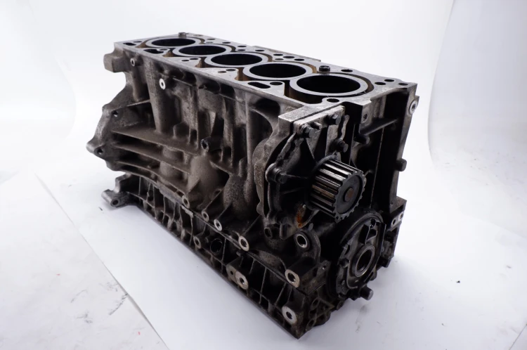 BLOK SILNIKA VOLVO S80 II LIFT (2009-2011) 2.0 D3 163KM 30758048