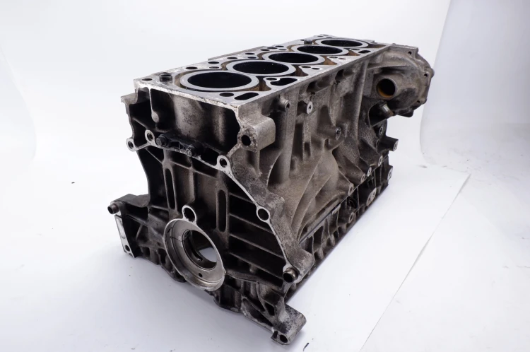 BLOK SILNIKA VOLVO S80 II LIFT (2009-2011) 2.0 D3 163KM 30758048