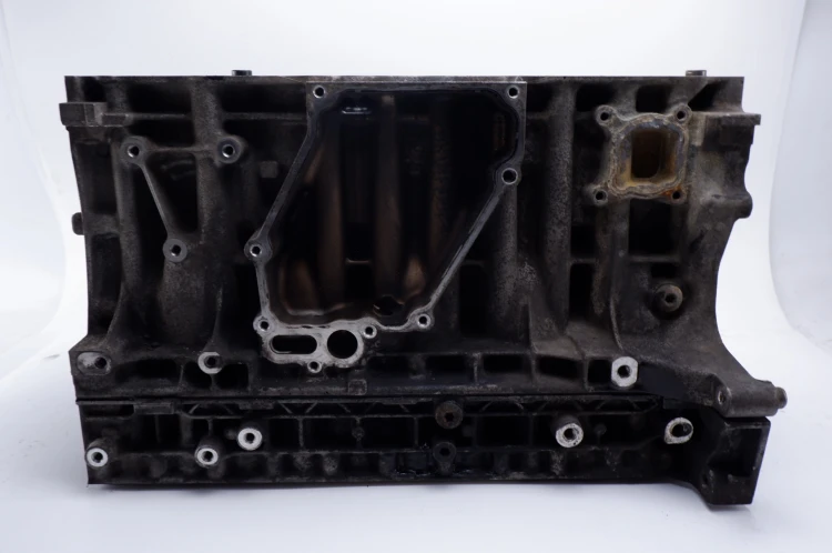 BLOK SILNIKA VOLVO S80 II LIFT (2009-2011) 2.0 D3 163KM 30758048
