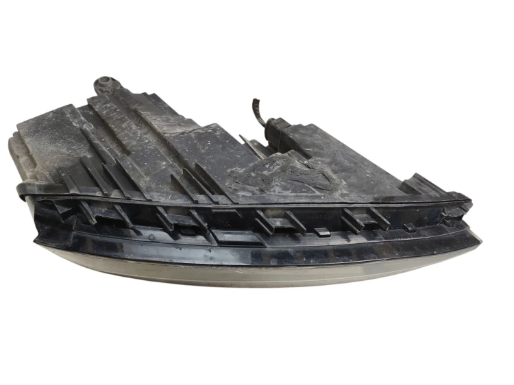 LAMPA LEWY PRZÓD VOLKSWAGEN JETTA VI (2010-2014) 2.0 TDI 140KM 5C7941005A