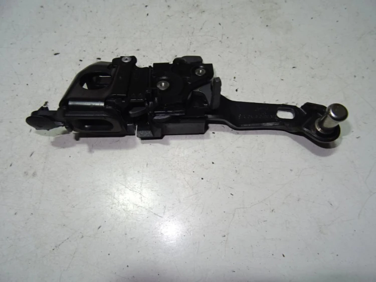 ZAMEK DACHU LEWY SMART FORTWO