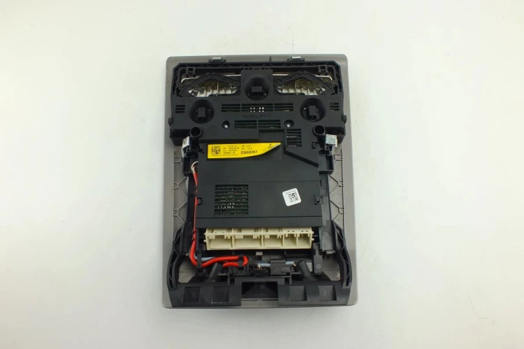 LAMPKA PODSUFITKI BMW F10 (2009-2013) 2.0D N47D20C 184KM