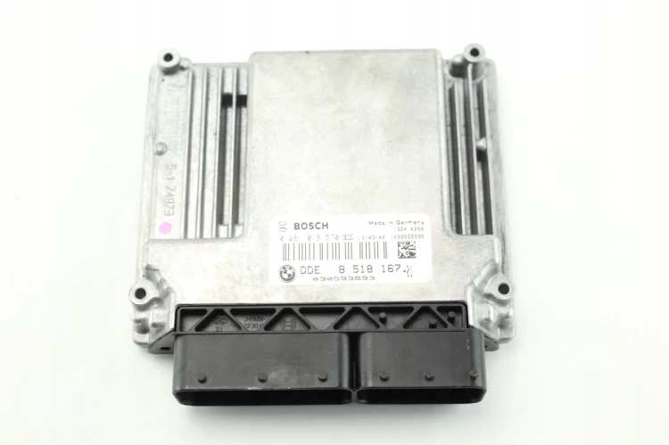 KOMPUTER STEROWNIK SILNIKA BMW E88 (2008-2013) 2.0 D 143KM 8518167