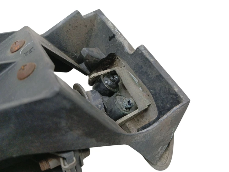 SPRYSKIWACZ LAMPY LEWY MAZDA 3 I BK (2003-2006) 1.6 DI 109KM