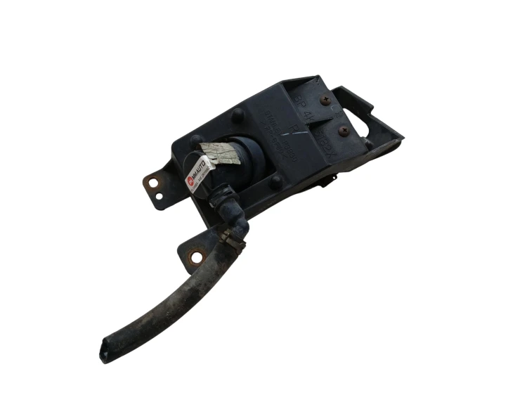SPRYSKIWACZ LAMPY PRAWY MAZDA 3 I BK (2003-2006) 1.6 DI 109KM