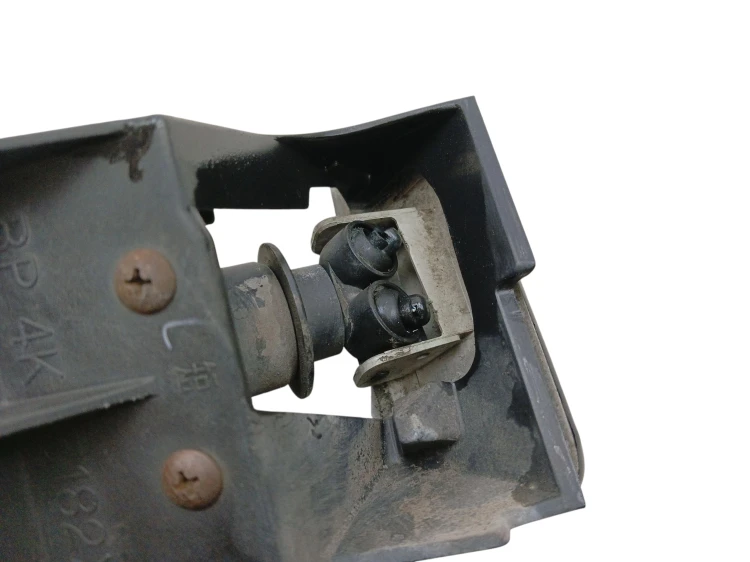 SPRYSKIWACZ LAMPY PRAWY MAZDA 3 I BK (2003-2006) 1.6 DI 109KM