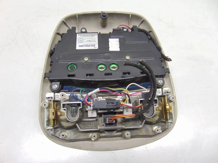 LAMPKA PODSUFITKI JEEP CHEROKEE KJ LIFT (2005-2006) 2.8 CRD
