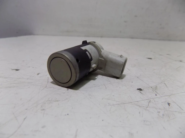 CZUJNIK PARKOWANIA RENAULT LAGUNA II LIFT (2005-2007) 8200417705