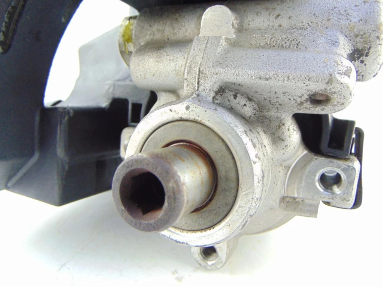 POMPA WSPOMAGANIA PEUGEOT 206 (1998-2002) 9636868880