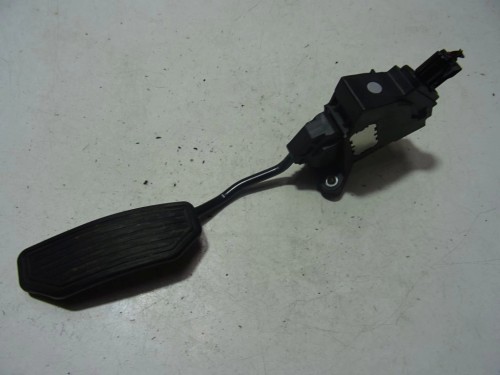 PEDAŁ GAZU POTENCJOMETR TOYOTA AURIS 07-10 78110-02030