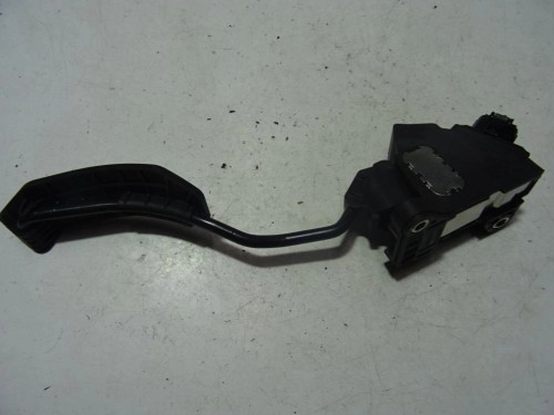 PEDAŁ GAZU POTENCJOMETR TOYOTA AURIS 07-10 78110-02030