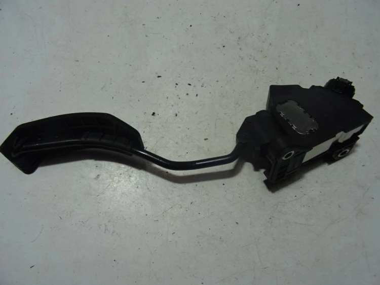 PEDAŁ GAZU POTENCJOMETR TOYOTA AURIS 07-10 78110-02030
