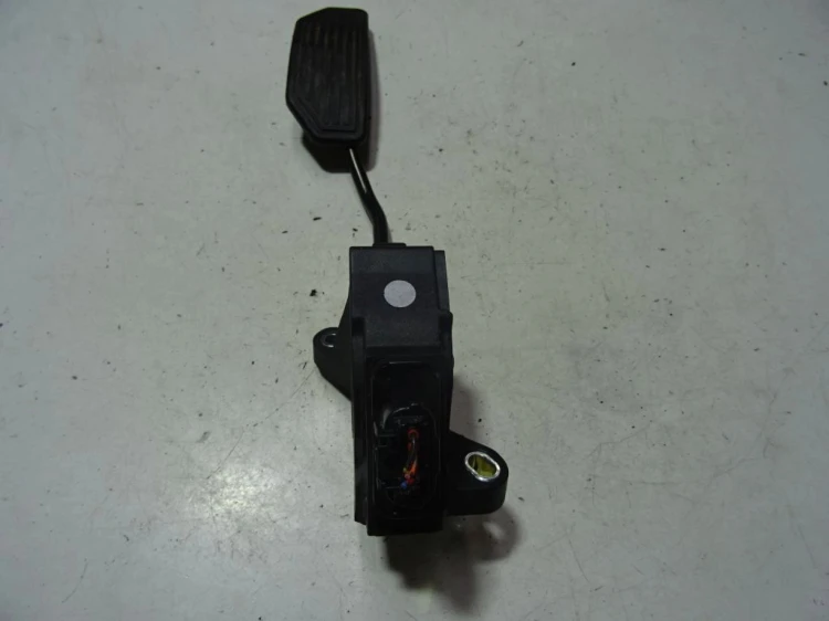 PEDAŁ GAZU POTENCJOMETR TOYOTA AURIS 07-10 78110-02030