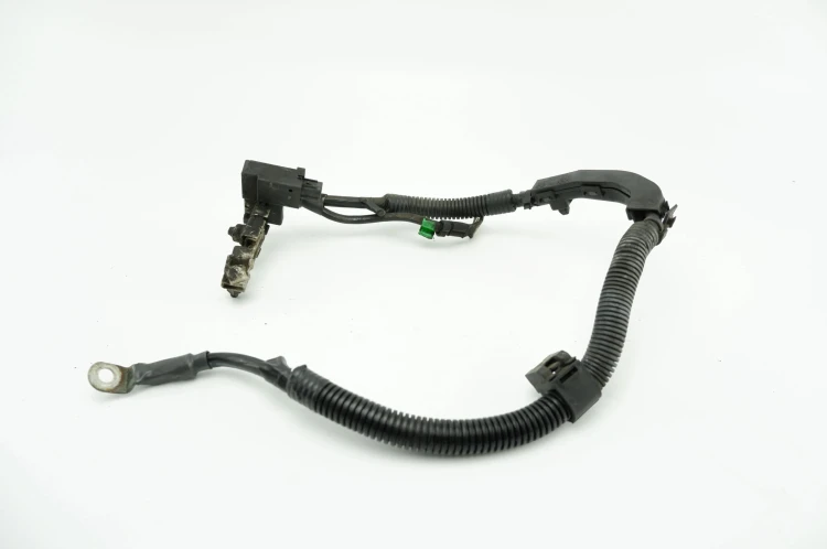 KLEMA AKUMULATORA MINUSOWA TOYOTA AVENSIS III T27