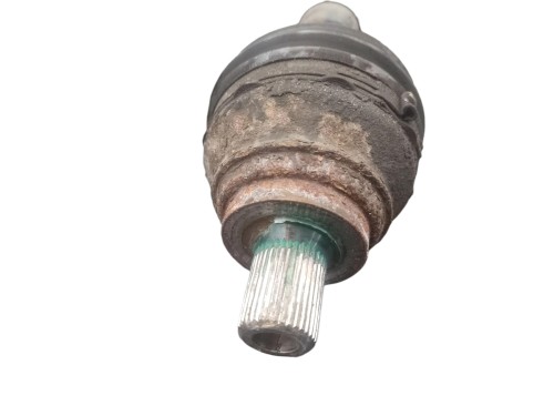 PÓŁOŚ PRAWY PRZÓD VOLKSWAGEN PASSAT B8 (2014-2019) 1.6 TDI 120KM 3Q0407272B