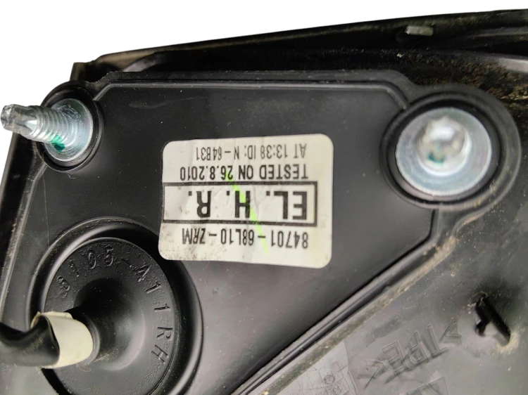 LUSTERKO PRAWE SUZUKI SWIFT V (2010-2013) 1.2 94KM 84701-68L10