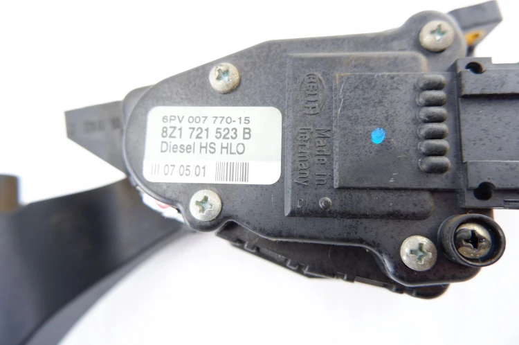 PEDAŁ GAZU POTENCJOMETR AUDI A2 (2000-2005) 1.4 TDI 75KM 8Z1721523B