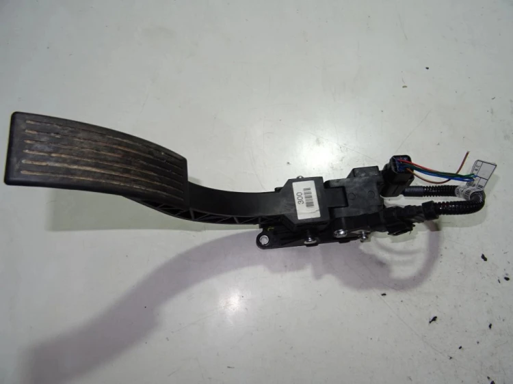 PEDAŁ GAZU POTENCJOMETR KIA SORENTO I (2002-2009) 35190-4X600