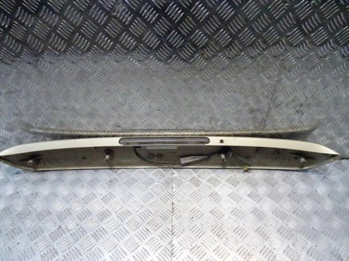 BLENDA KLAPY BAGAŻNIKA PEUGEOT 406 (1995-1999)