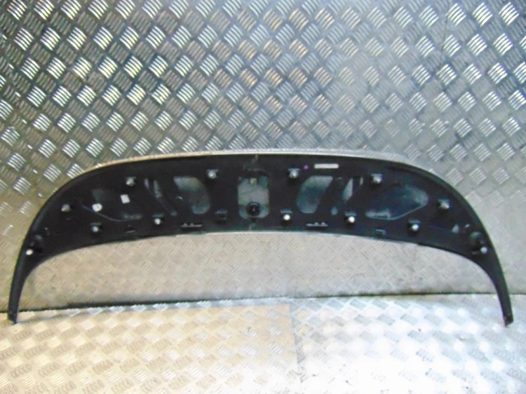 BLENDA KLAPY BAGAŻNIKA RENAULT MEGANE III (2008-2013) 1.9 DCI