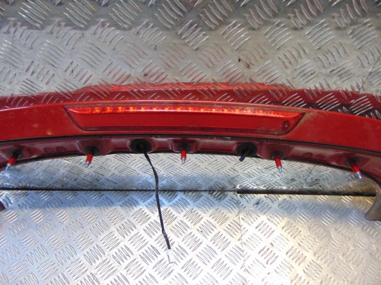 BLENDA KLAPY BAGAŻNIKA KIA CEED II (2012-2018)