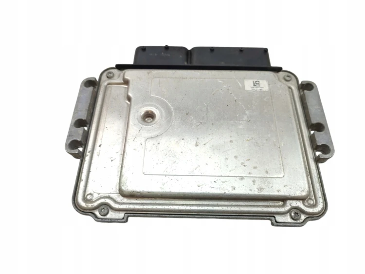 KOMPUTER STEROWNIK SILNIKA HYUNDAI I30 I (2007-2010) 1.6 CRDI 90KM 39113-2A