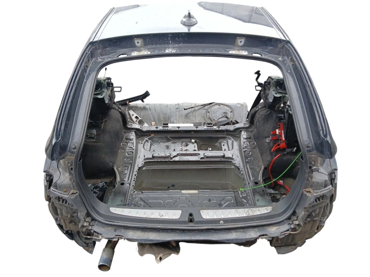PAS TYLNY WANNA BMW F31 (2011-2015) 2.0 D 143KM