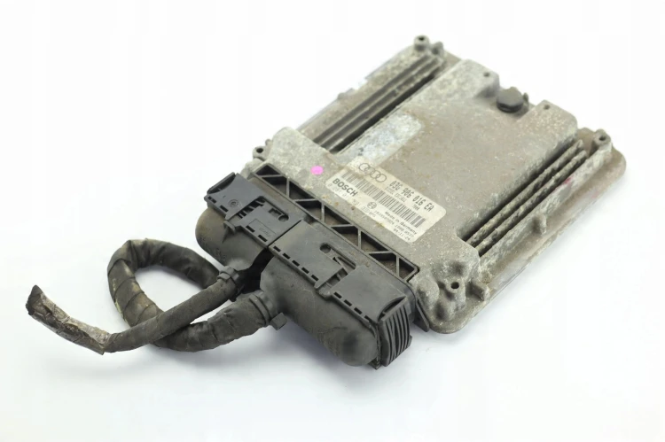 KOMPUTER STEROWNIK SILNIKA AUDI A3 8P (2003-2008) 2.0 TDI 136KM 03G906016EA