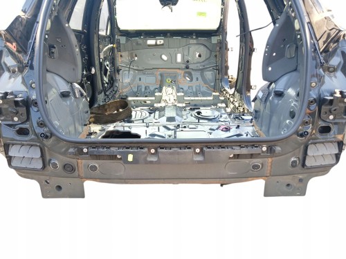 PAS TYLNY WANNA RENAULT CAPTUR II LAK: TEGNE (19-24)