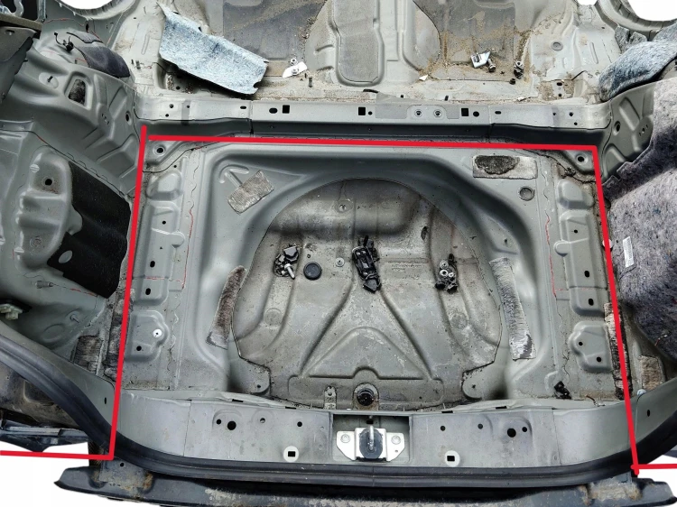 PAS TYLNY WANNA MERCEDES A W176 (2012-2015) 1.5 CDI 109KM