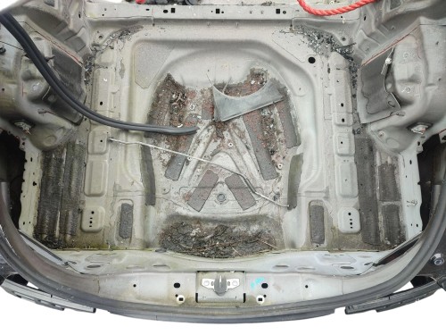 PAS TYLNY WANNA MERCEDES CLA W117 (2015-2017)