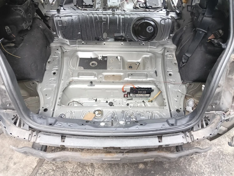 PAS TYLNY WANNA BMW F21 (2011-2015) 2.0 D 143KM