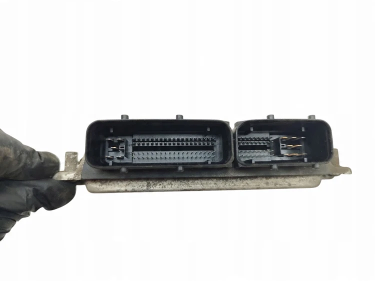 KOMPUTER STEROWNIK SILNIKA VOLKSWAGEN TRANSPORTER T4 (1990-1996) 2.5 TDI 88