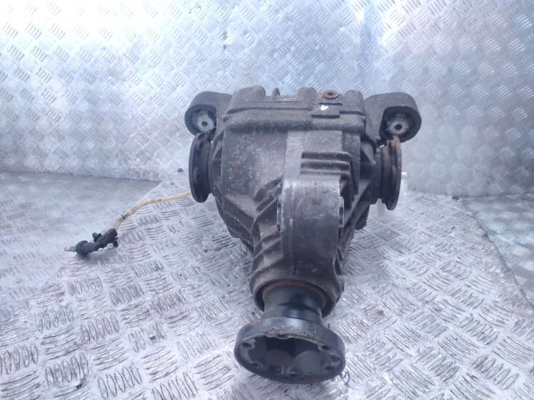 DYFERENCJAŁ MOST TYŁ VOLKSWAGEN TOUAREG 4460310019