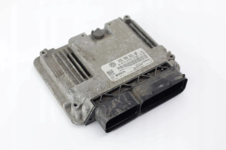 KOMPUTER STEROWNIK SILNIKA VOLKSWAGEN PASSAT B6 03G906021QP
