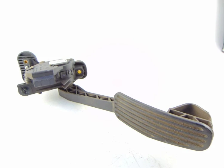 PEDAŁ GAZU POTENCJOMETR VOLVO S60 (2000-2004) 2.4 140KM 30683514