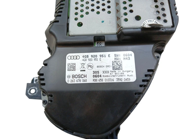 LICZNIK AUDI A6 C7 LIFT (2014-2018) 2.0 TDI 190KM 4G8920951E
