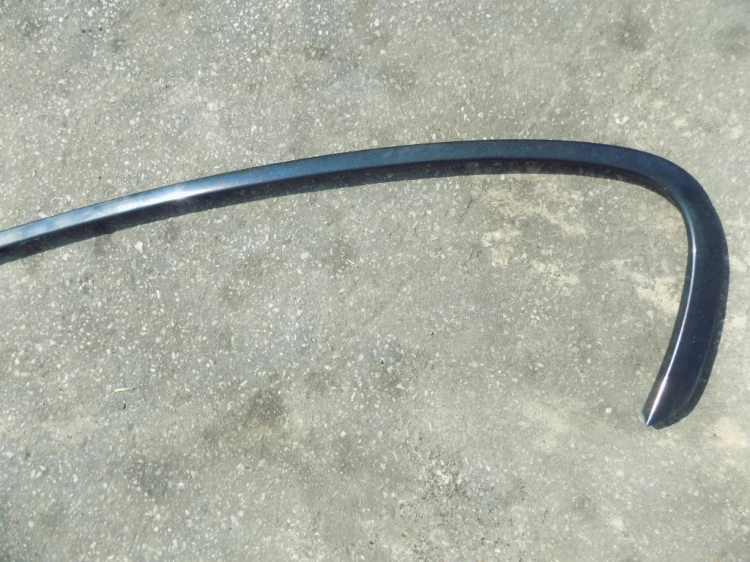LISTWA KAROSERYJNA GÓRNA BMW E87 LIFT