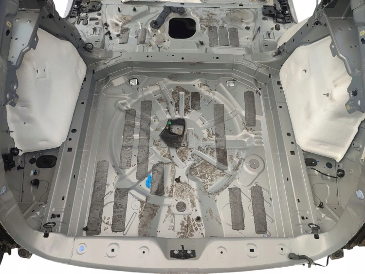 PAS TYLNY WANNA CITROEN C5 X (2021-) 1.2 THP 131KM