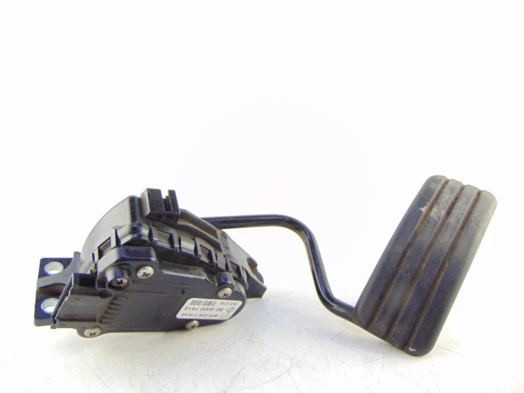 PEDAŁ GAZU POTENCJOMETR RENAULT ESPACE IV (2003-2006) 2.2 DCI 8200007512