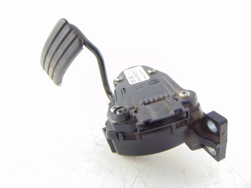 PEDAŁ GAZU POTENCJOMETR RENAULT ESPACE IV (2003-2006) 2.2 DCI 8200007512
