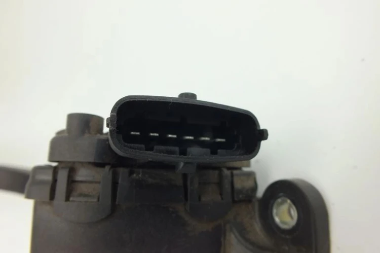 PEDAŁ GAZU POTENCJOMETR CHEVROLET EPICA 96408078