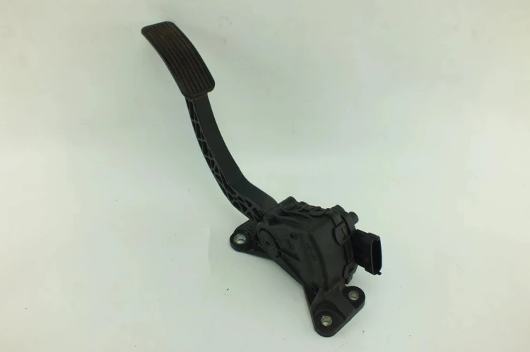 PEDAŁ GAZU POTENCJOMETR CHEVROLET EPICA 96408078