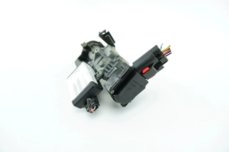STACYJKA KLUCZYK CHRYSLER TOWN COUNTRY IV LIFT (2004-2008) 3.8 V6 218KM 050